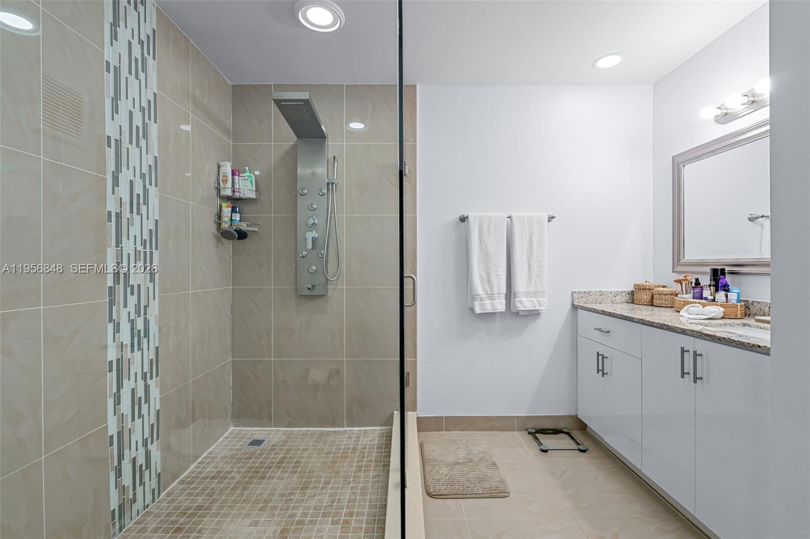 6554 SW 114th Pl # E74