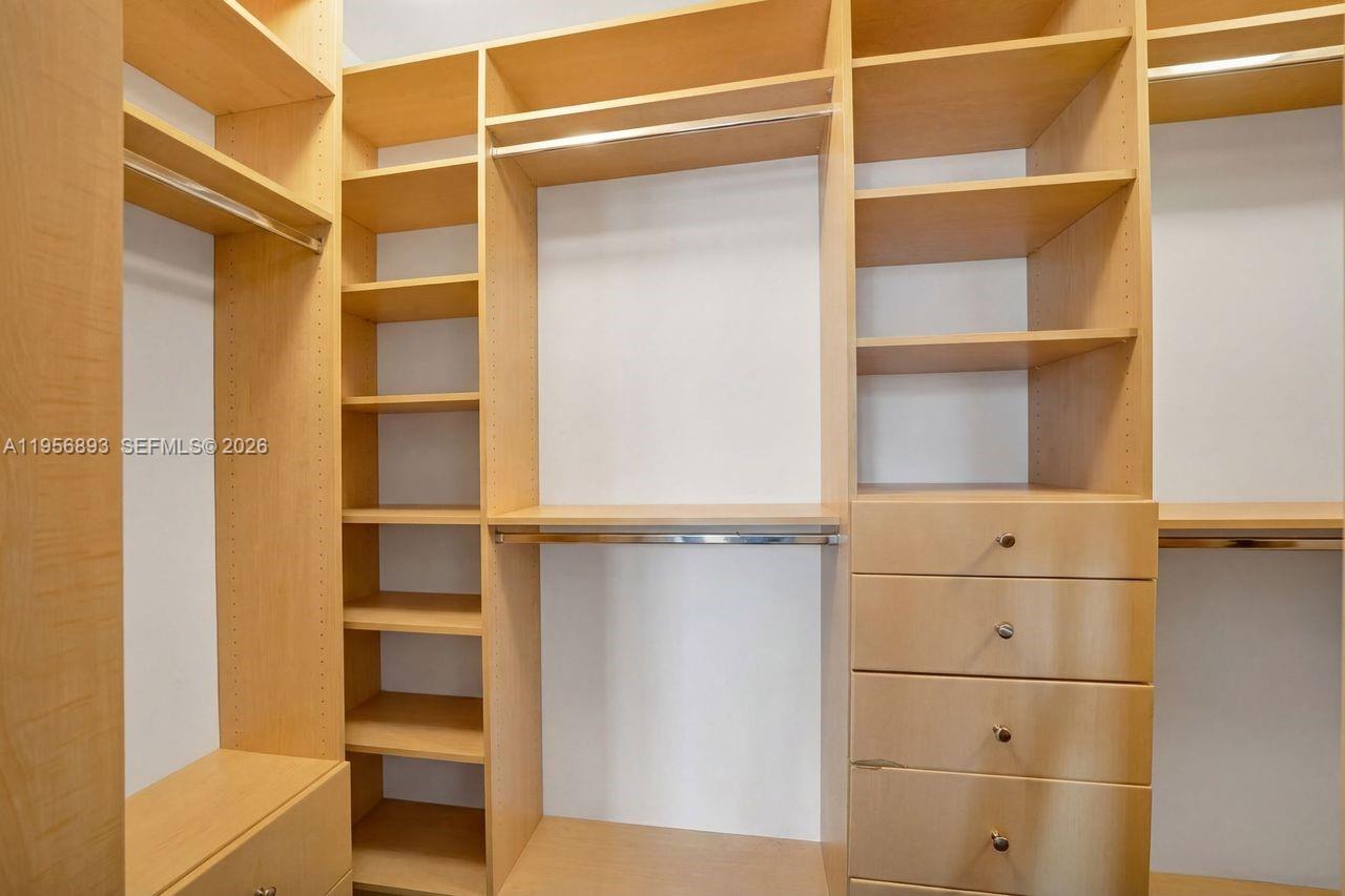 2654 SW 31st Pl # 2654