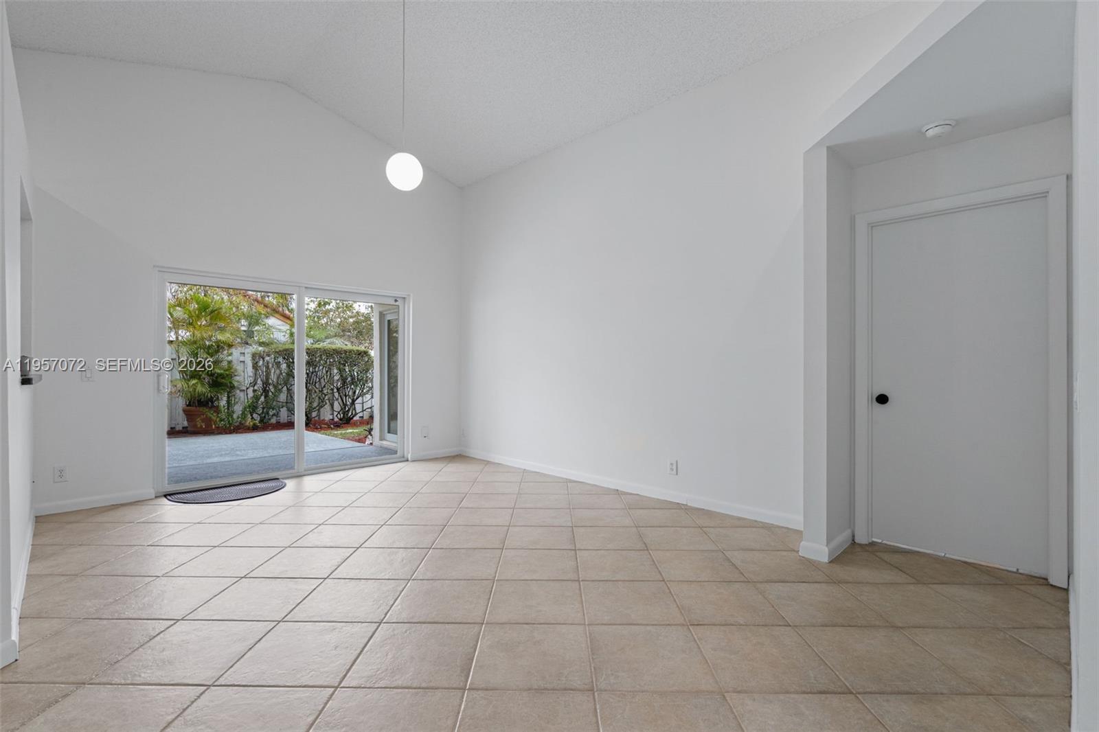 332 Bridgeton Rd