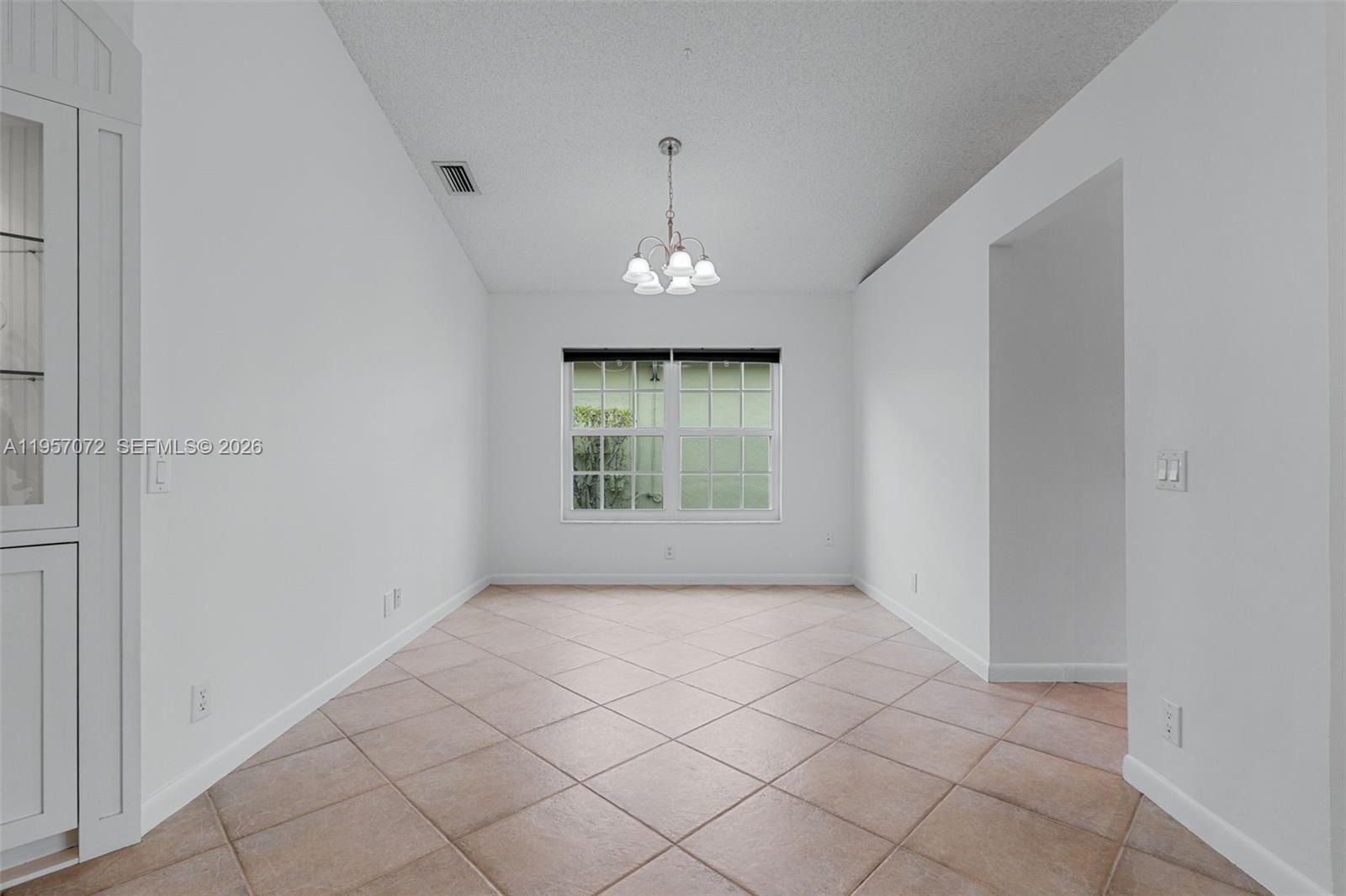332 Bridgeton Rd
