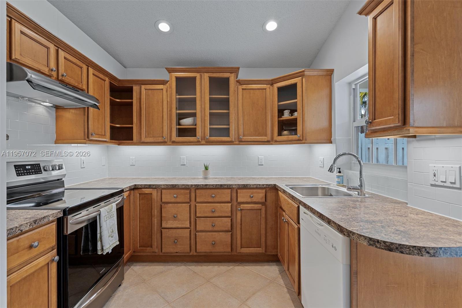332 Bridgeton Rd