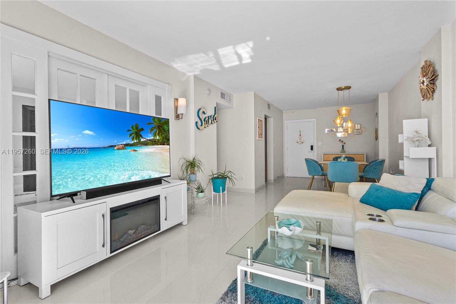 1345 Lincoln Rd # 403