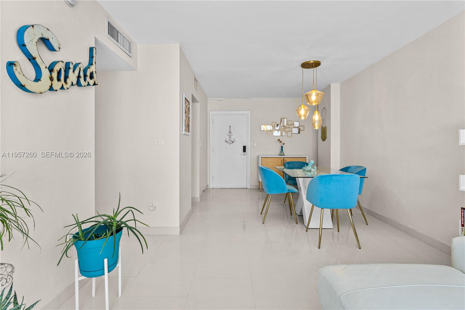 1345 Lincoln Rd # 403