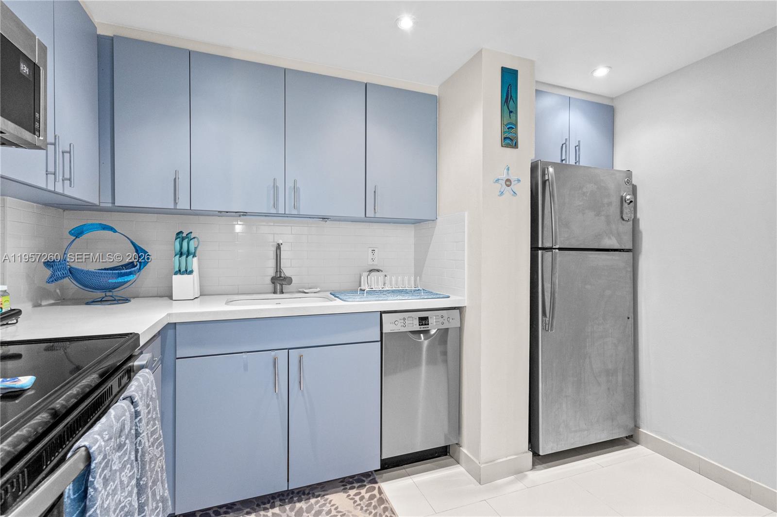 1345 Lincoln Rd # 403