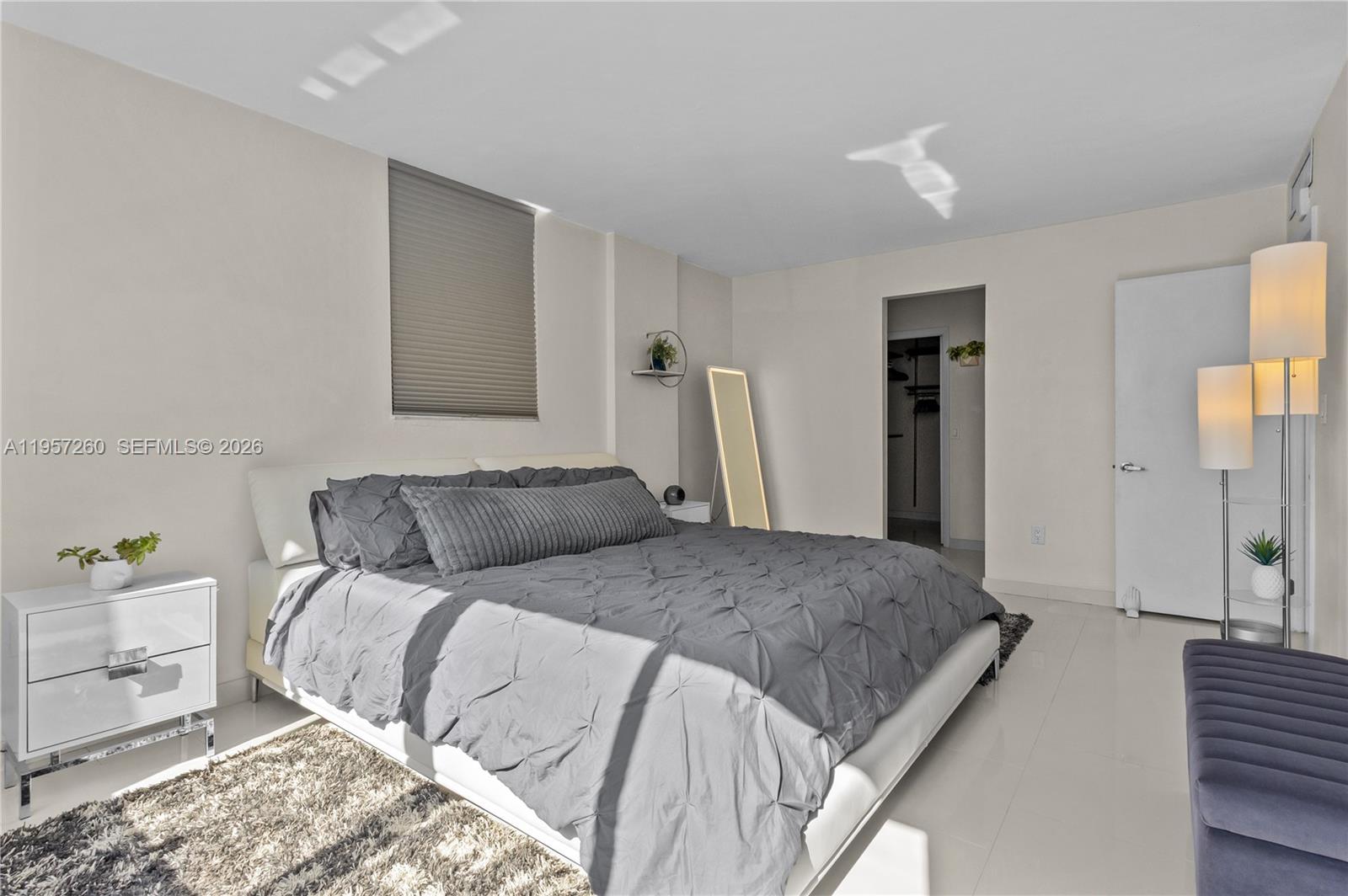 1345 Lincoln Rd # 403