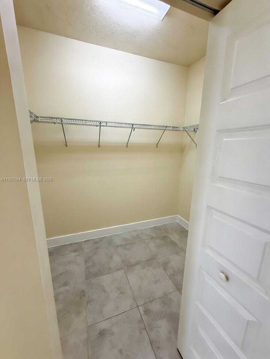 8301 NW 41st St # 107 Unit: B-107