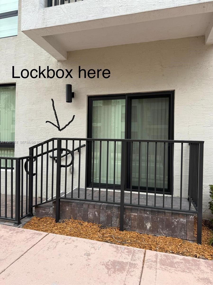 8301 NW 41st St # 107 Unit: B-107