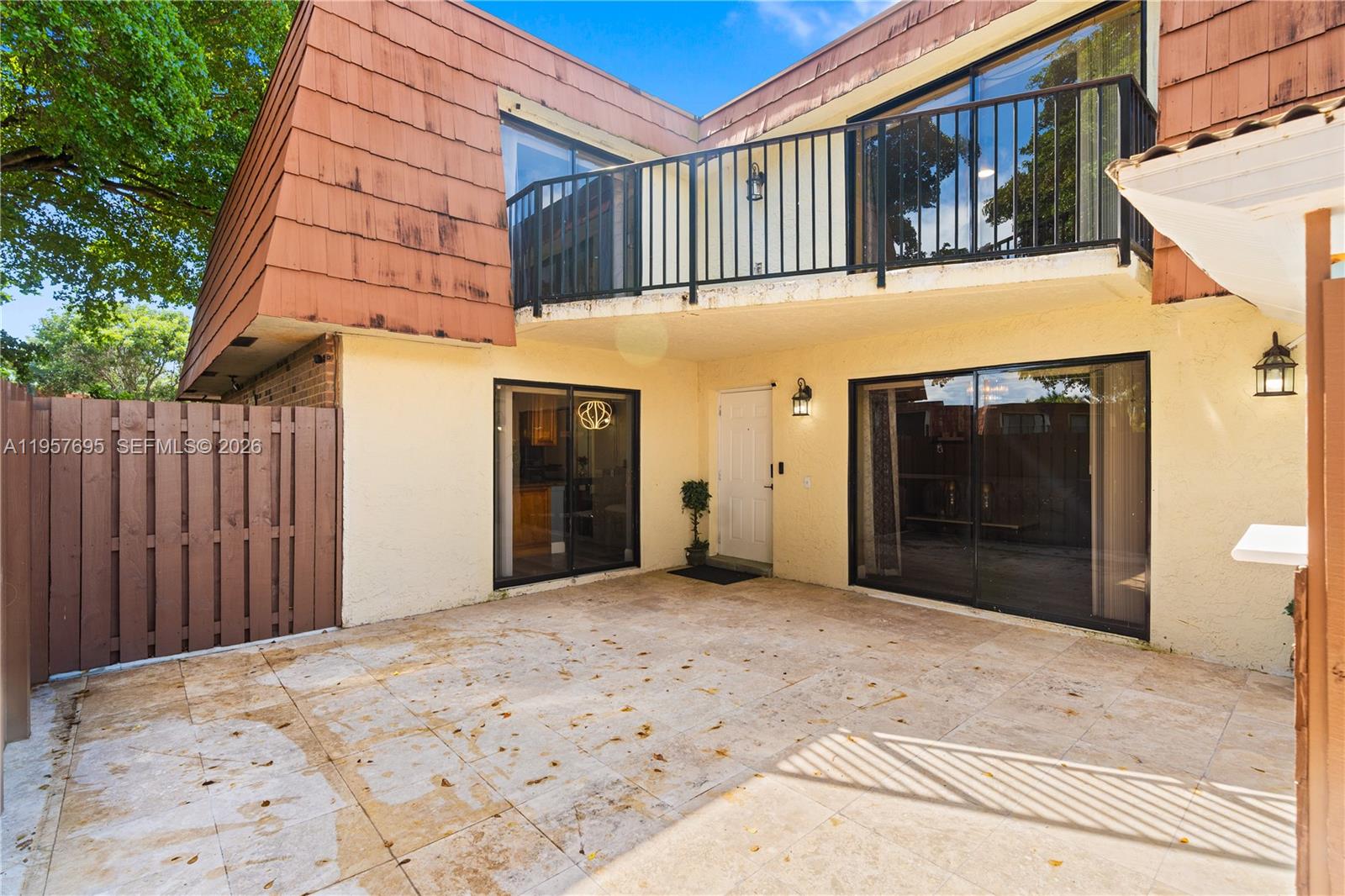 1600 Coral Ave # 1600