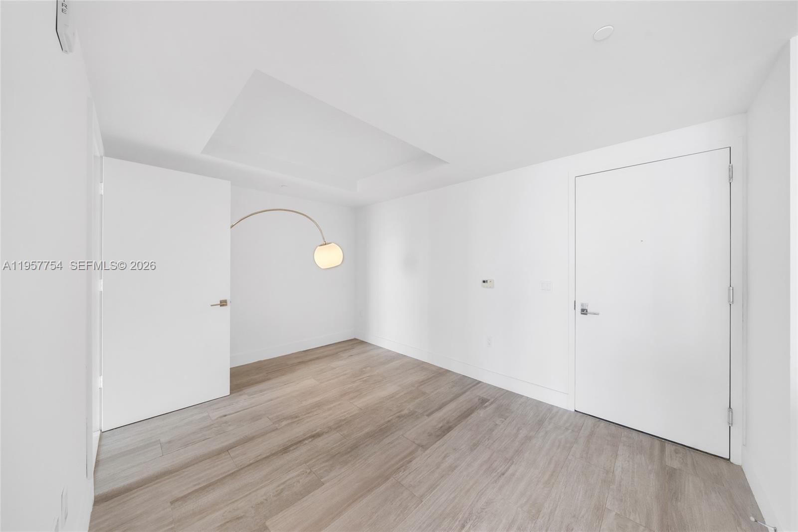 121 NE 34th St # 1807