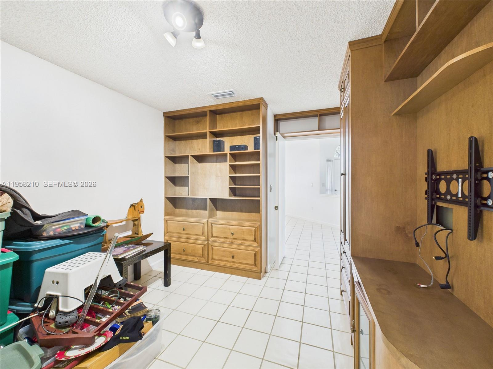 1251 E Wilshire Cir E