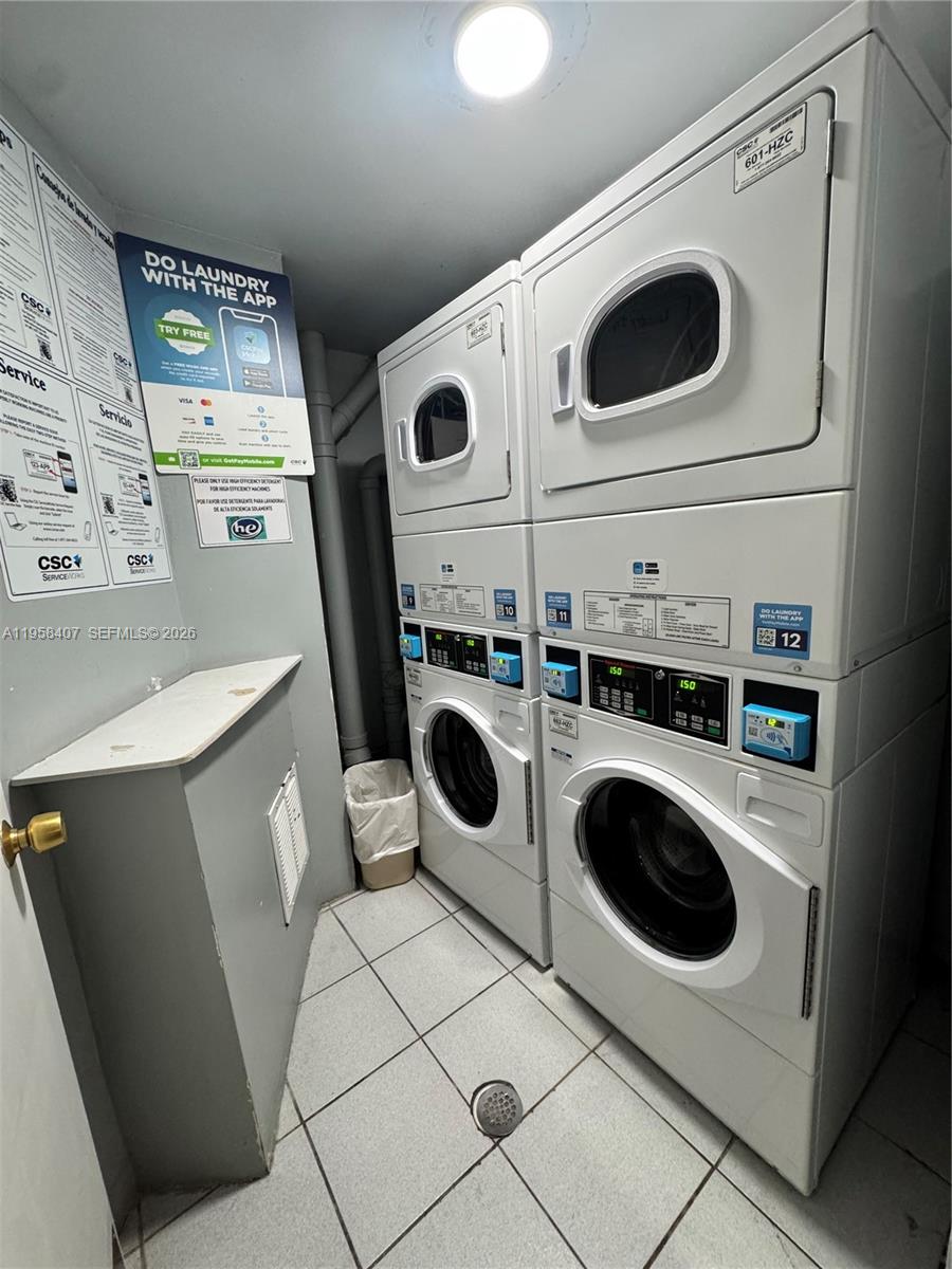 3301 NE 5th Ave # 303