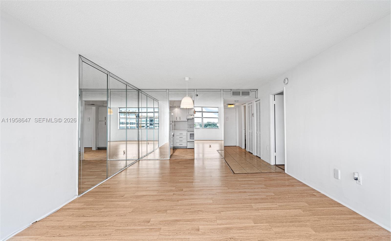 1000 Saint Charles Pl # 613