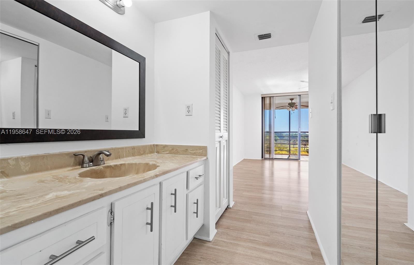 1000 Saint Charles Pl # 613