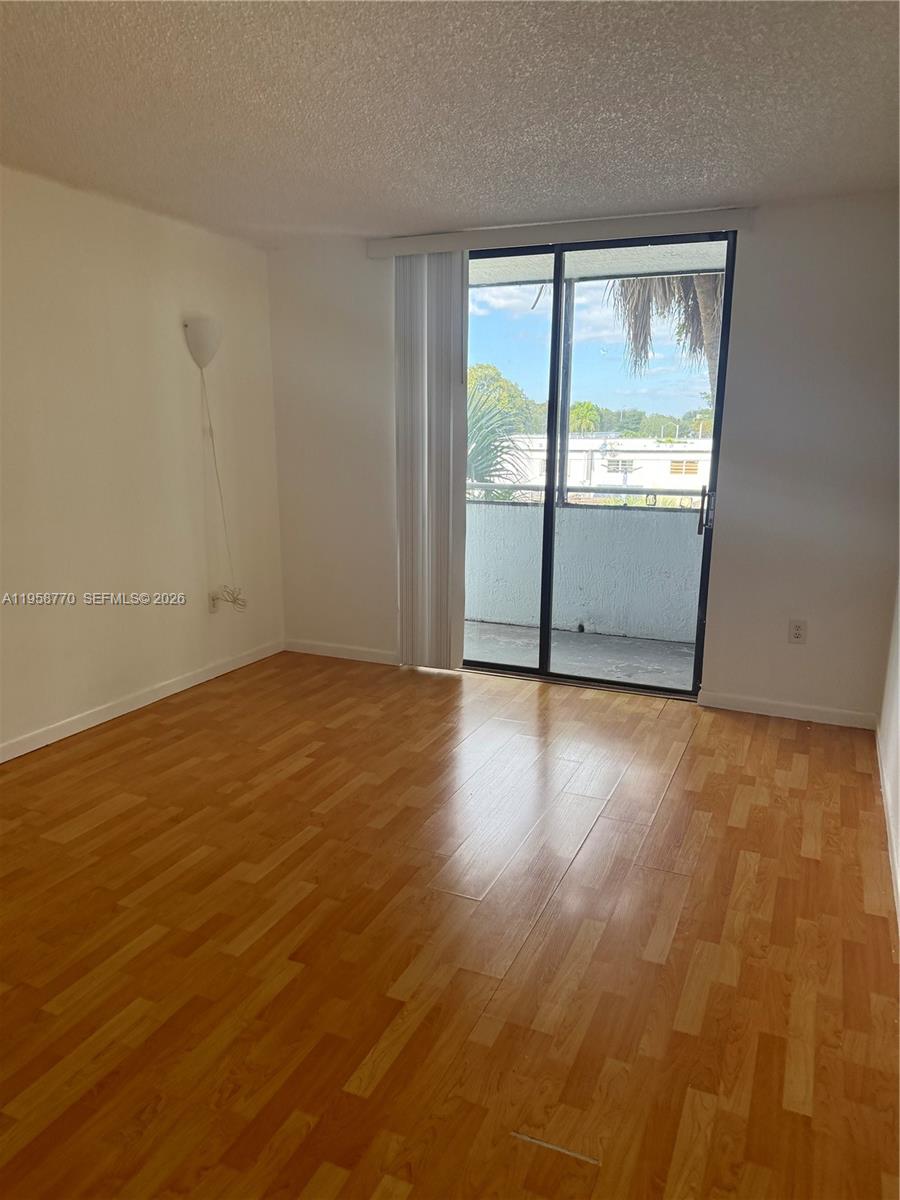 8205 SW 152nd Ave # 314 Unit: F-314