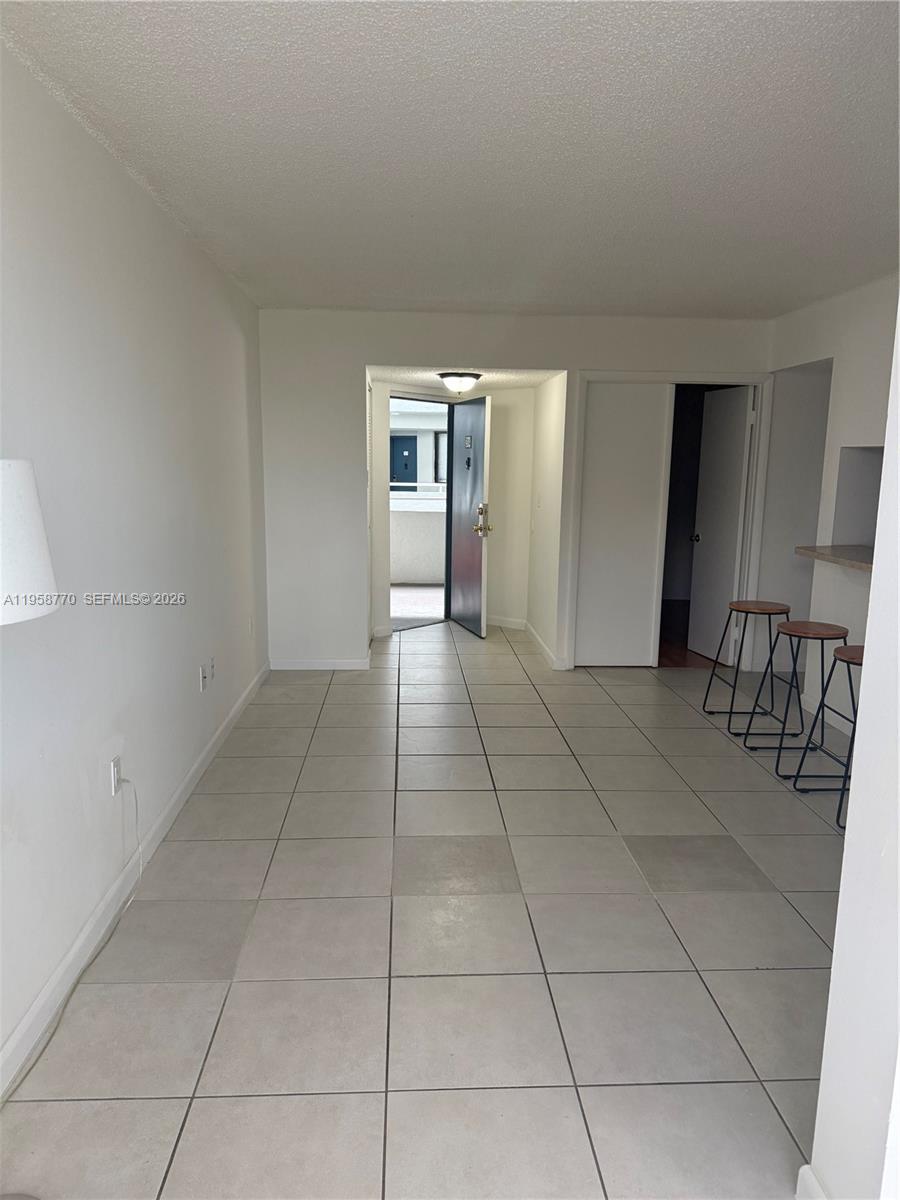 8205 SW 152nd Ave # 314 Unit: F-314