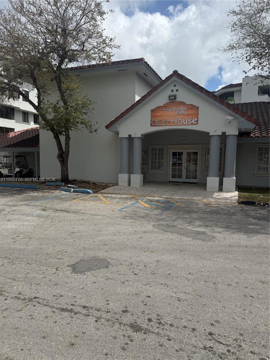 8205 SW 152nd Ave # 314 Unit: F-314