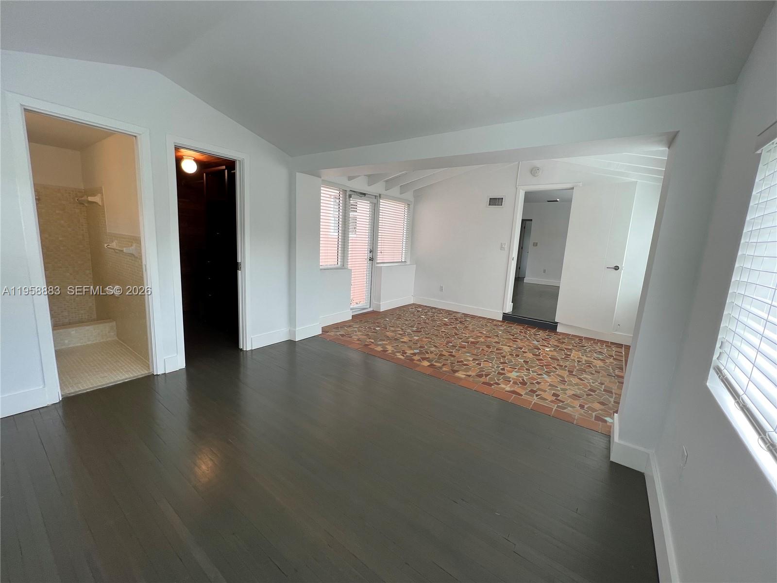 125 NW 100th St
