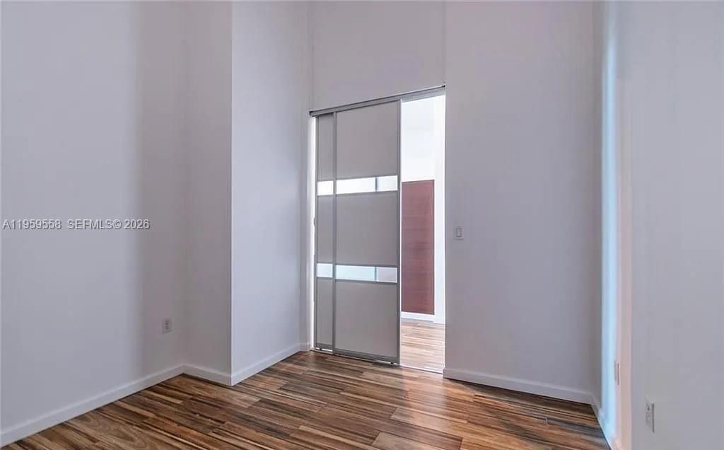 1900 N Bayshore Dr # 506