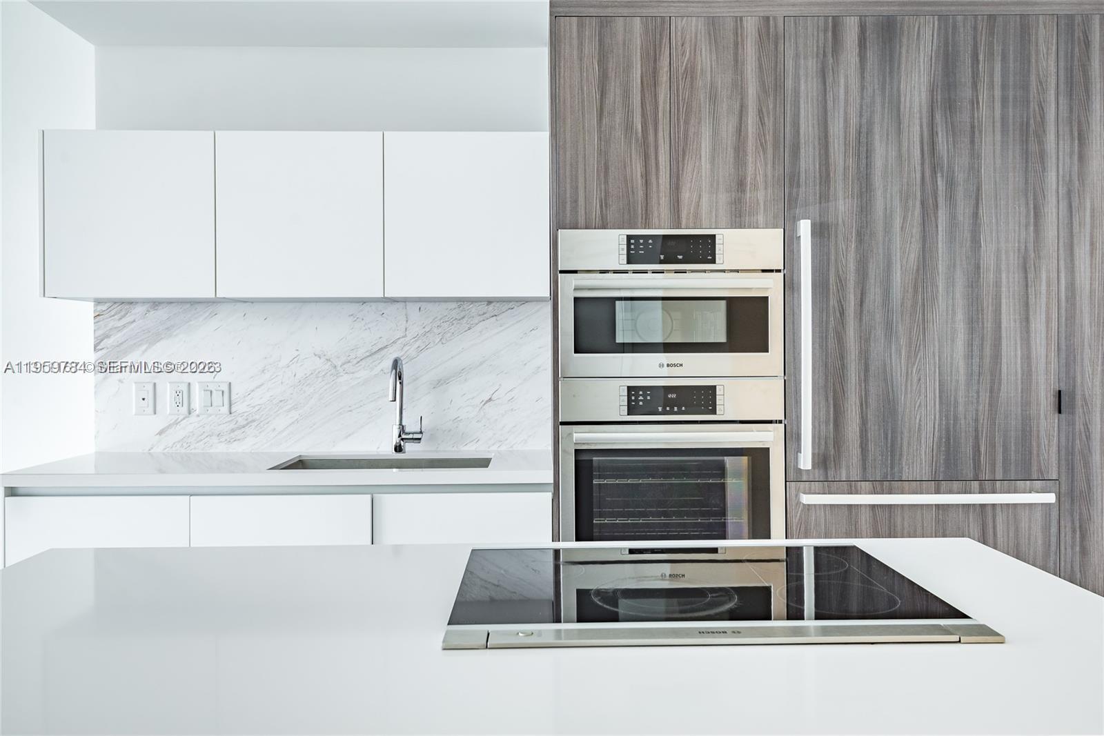 851 NE 1st Ave # 2100