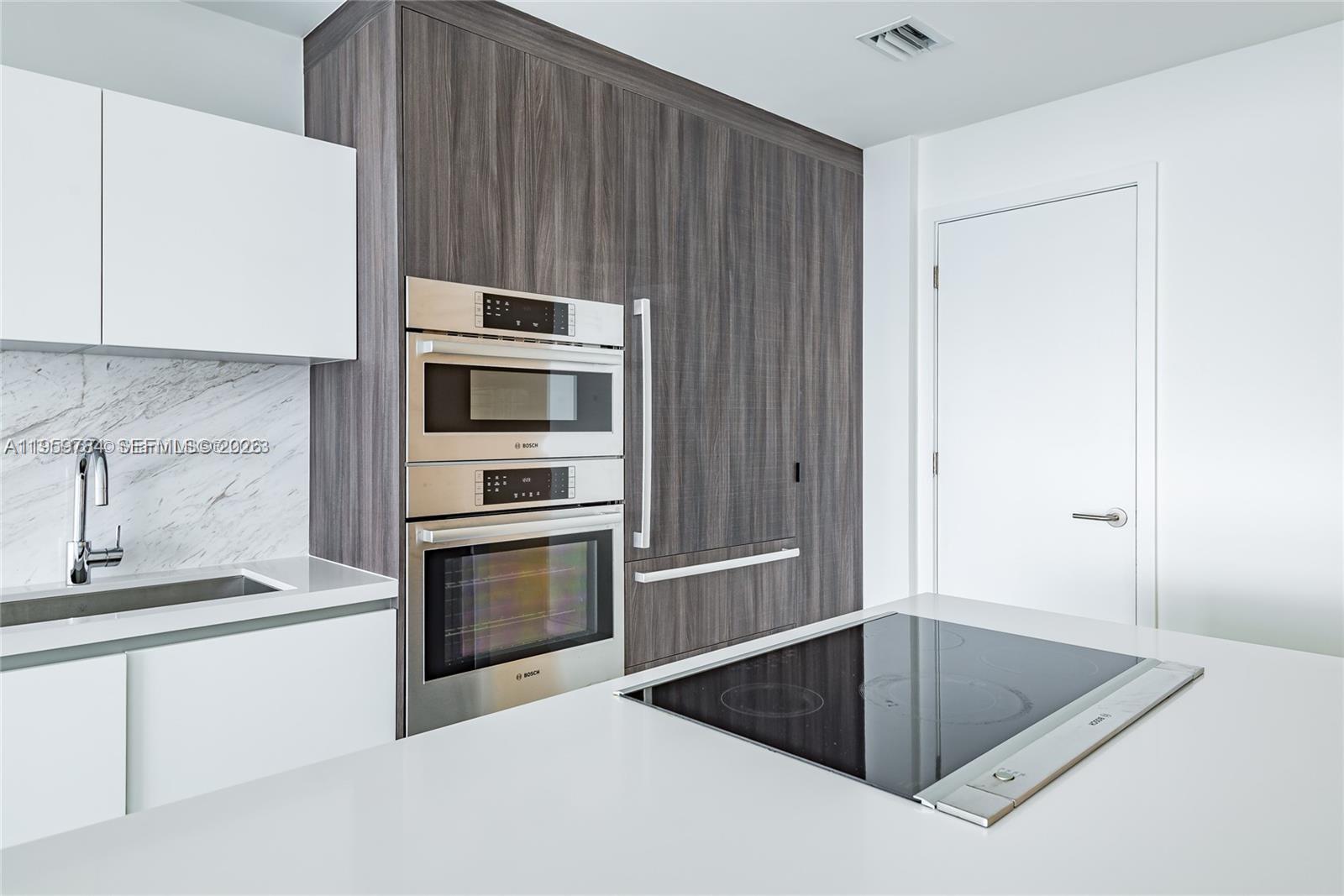 851 NE 1st Ave # 2100