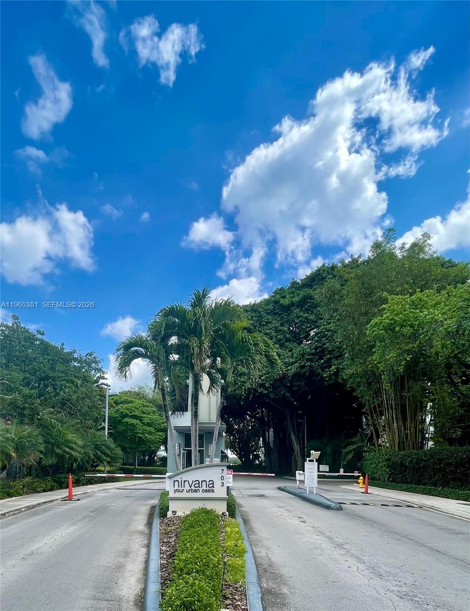 700 NE 63rd St # D203