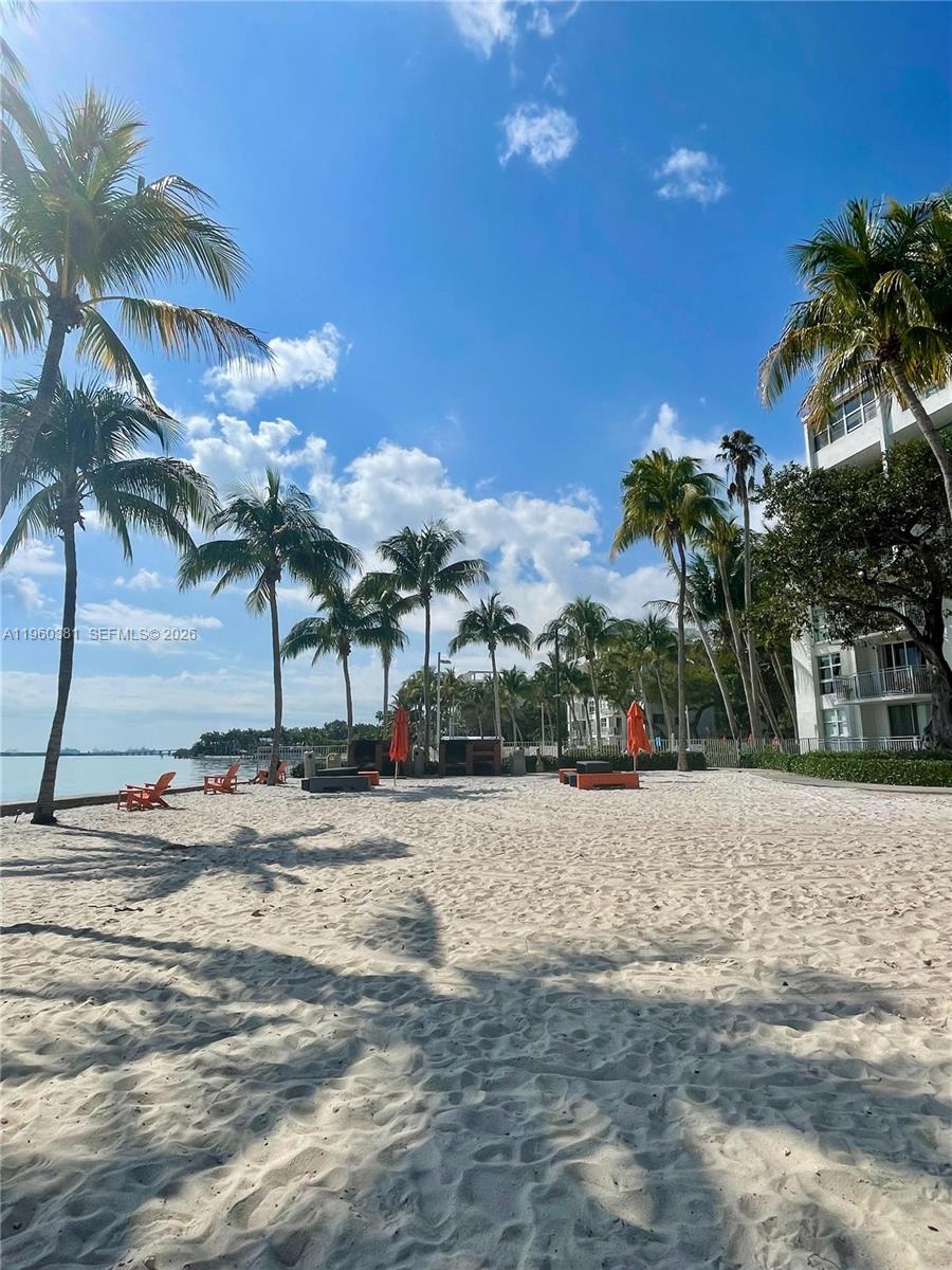 700 NE 63rd St # D203