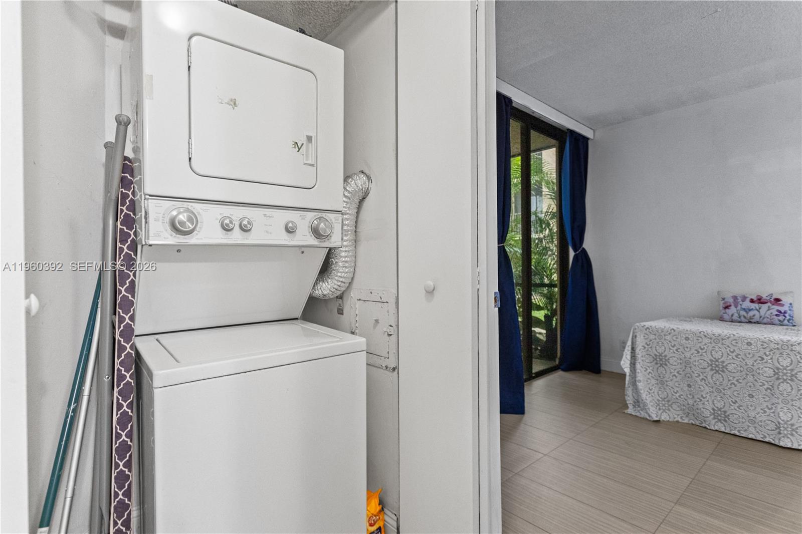 10401 W Broward Blvd # 111