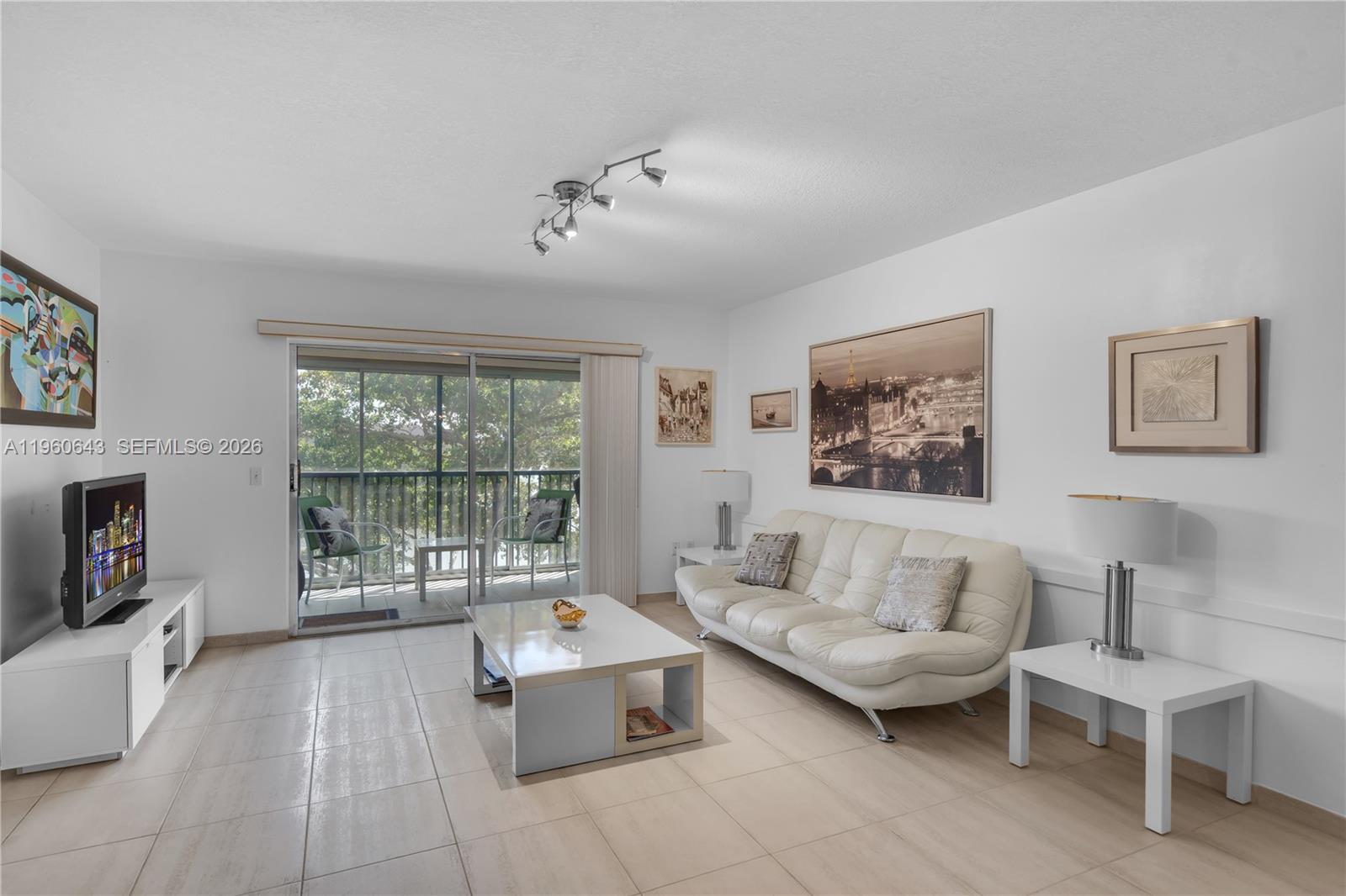 901 SW 141st Ave # 405M