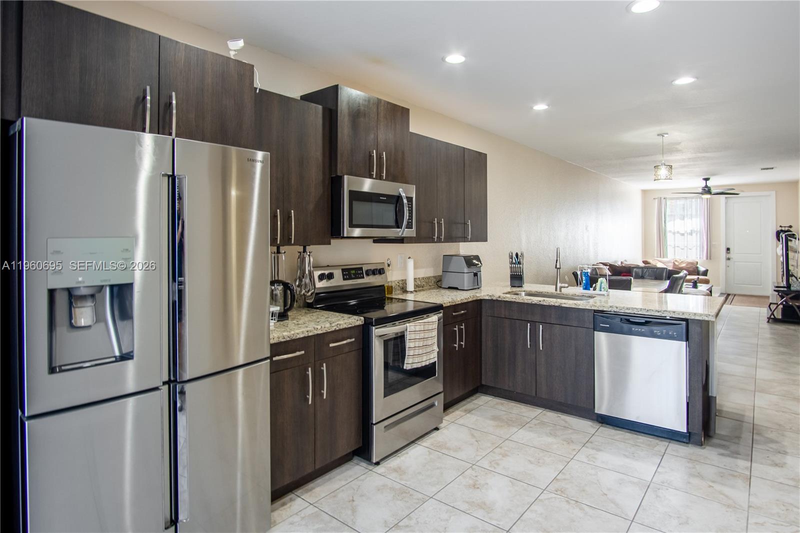 1447 SE 24th Ave