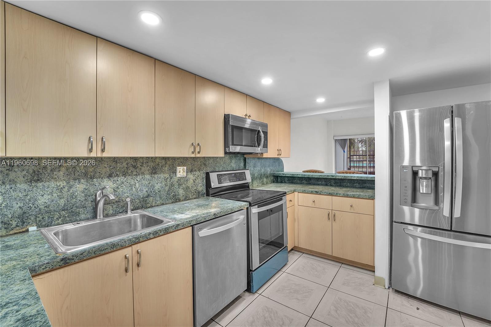 8775 Park Blvd # 112