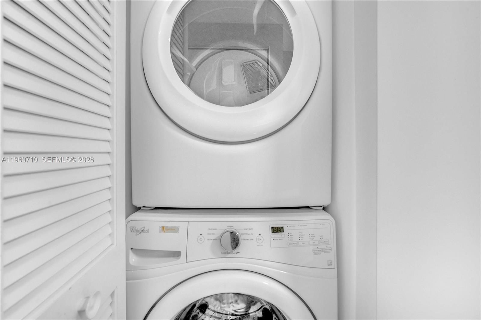 488 NE 18th St Unit: PH02