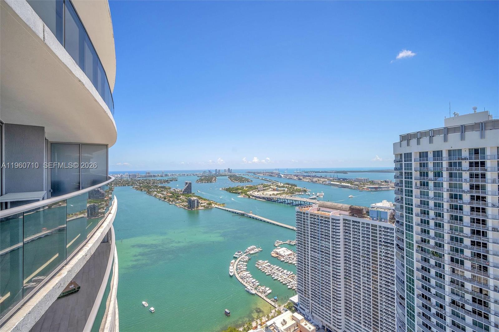 488 NE 18th St Unit: PH02