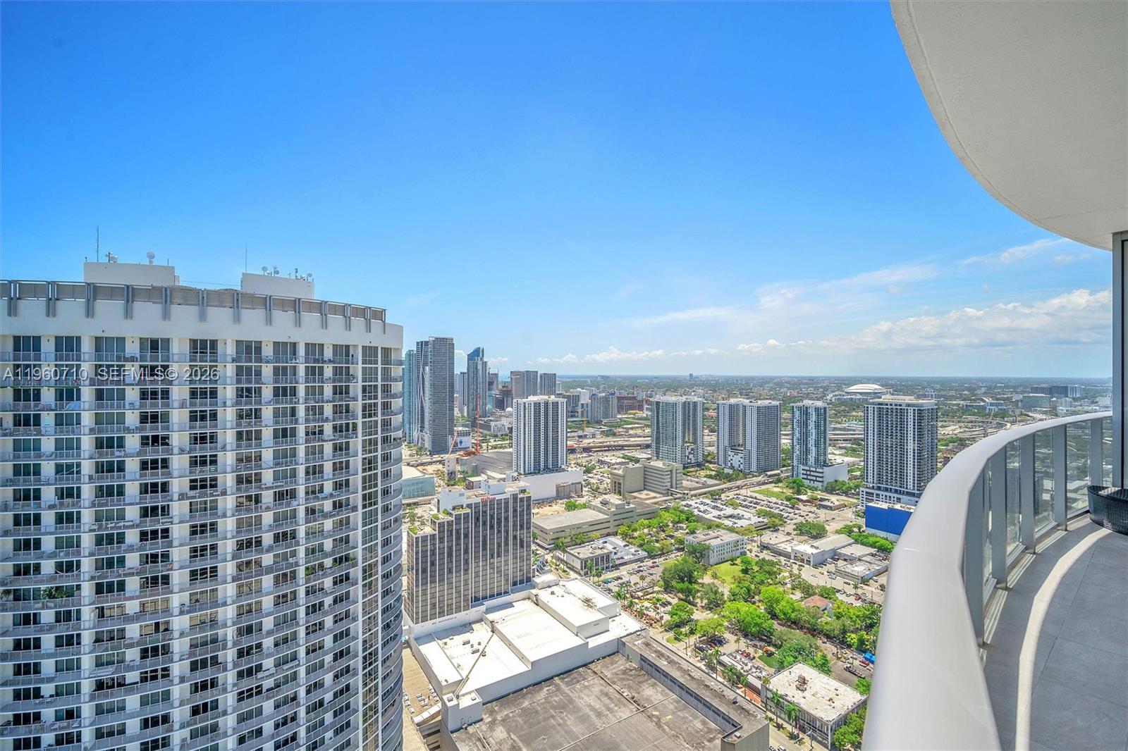 488 NE 18th St Unit: PH02