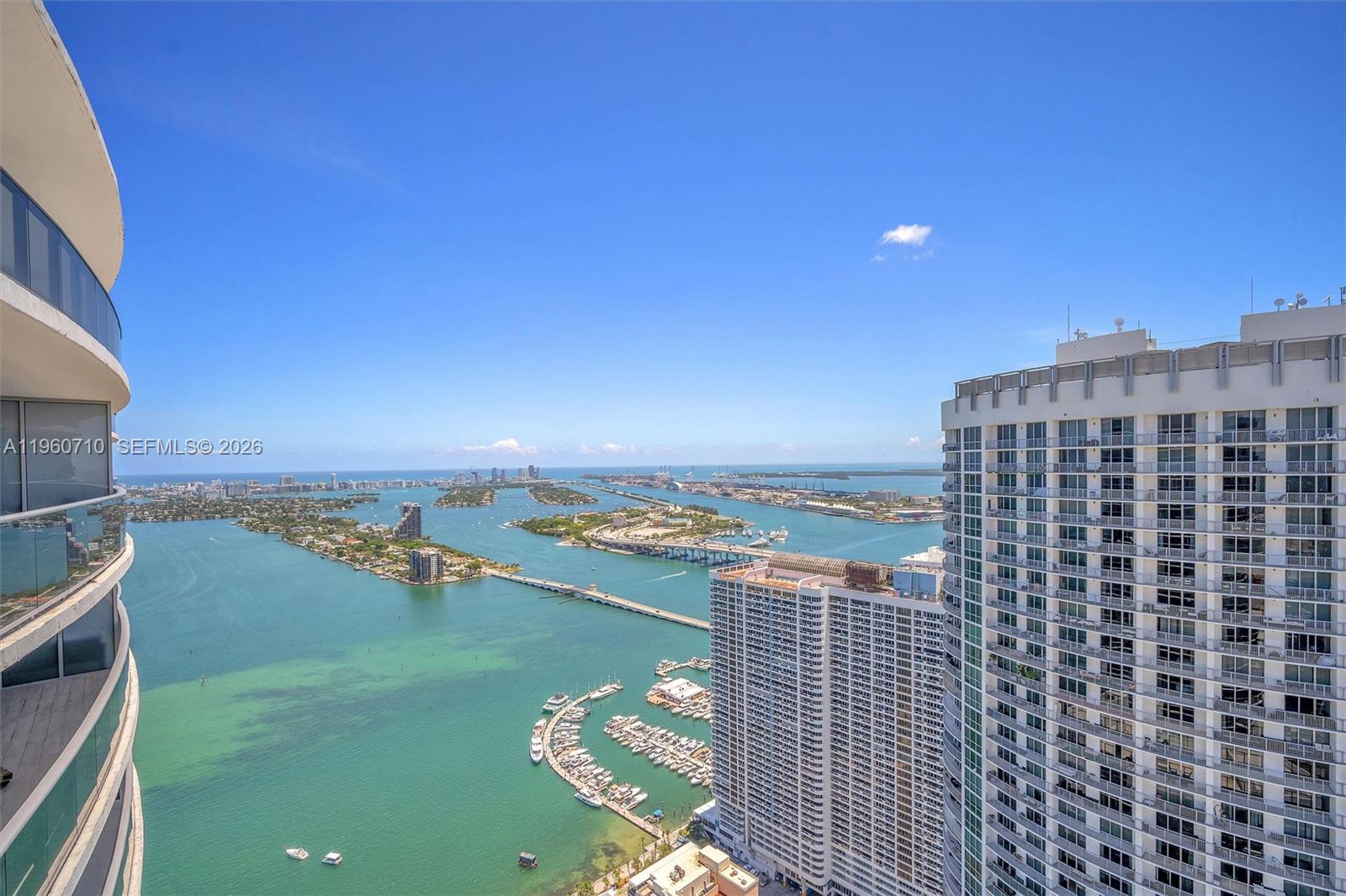 488 NE 18th St Unit: PH02