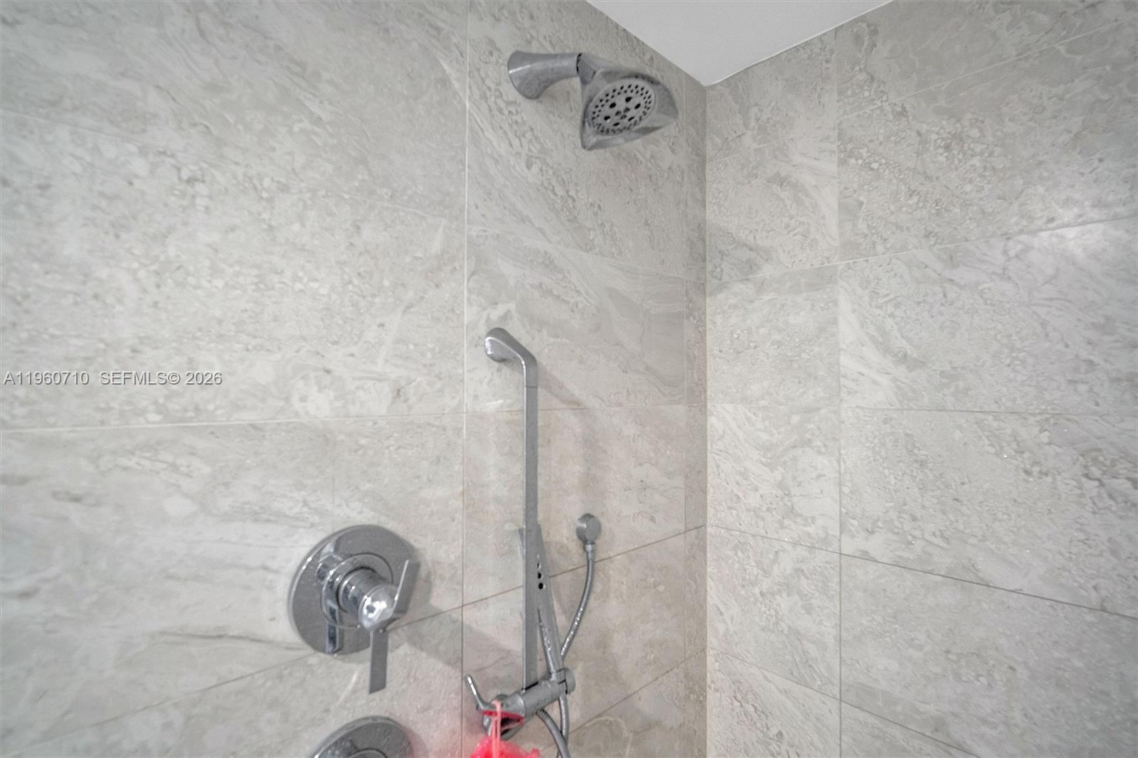 488 NE 18th St Unit: PH02