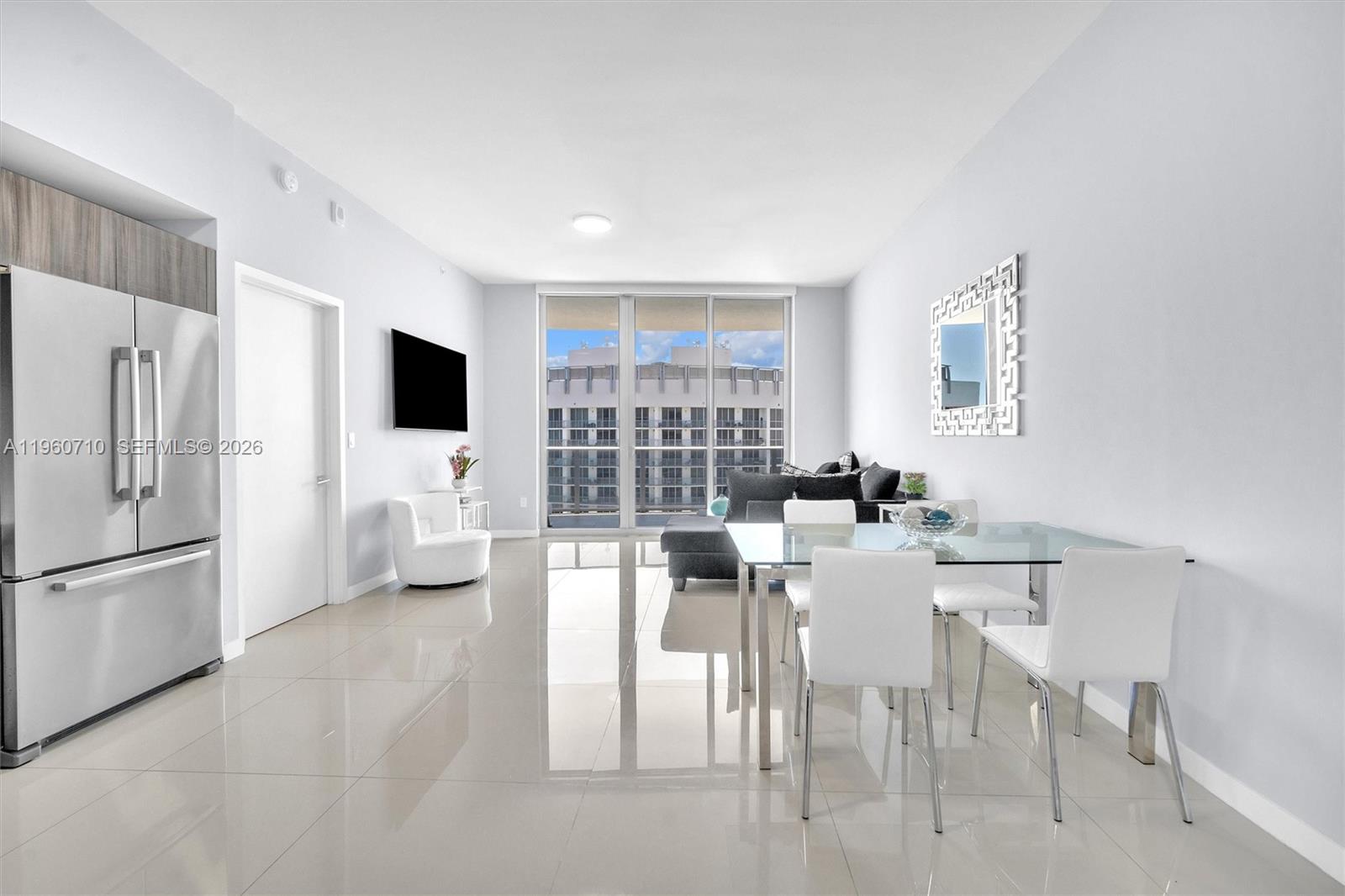 488 NE 18th St Unit: PH02