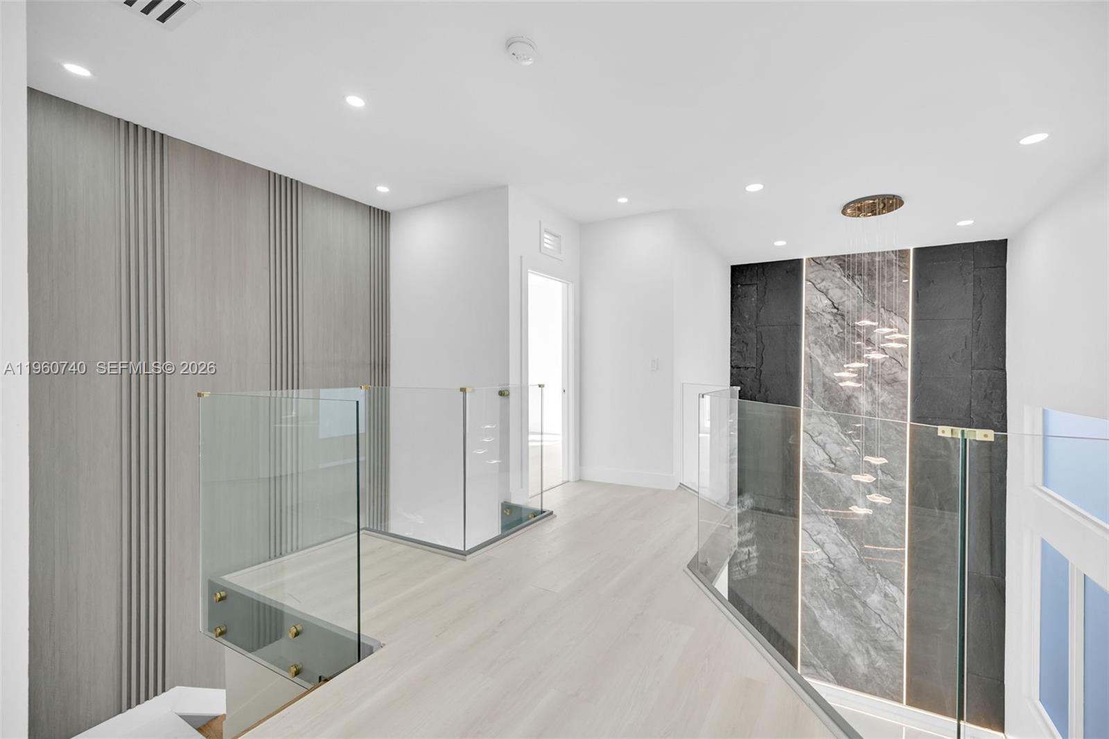 6042 SW 159 CT