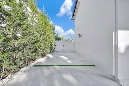 6042 SW 159 CT