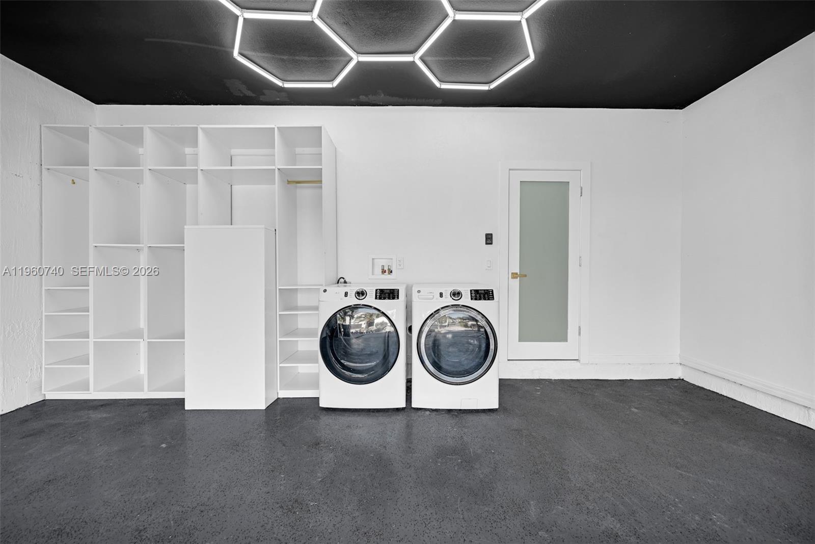 6042 SW 159 CT