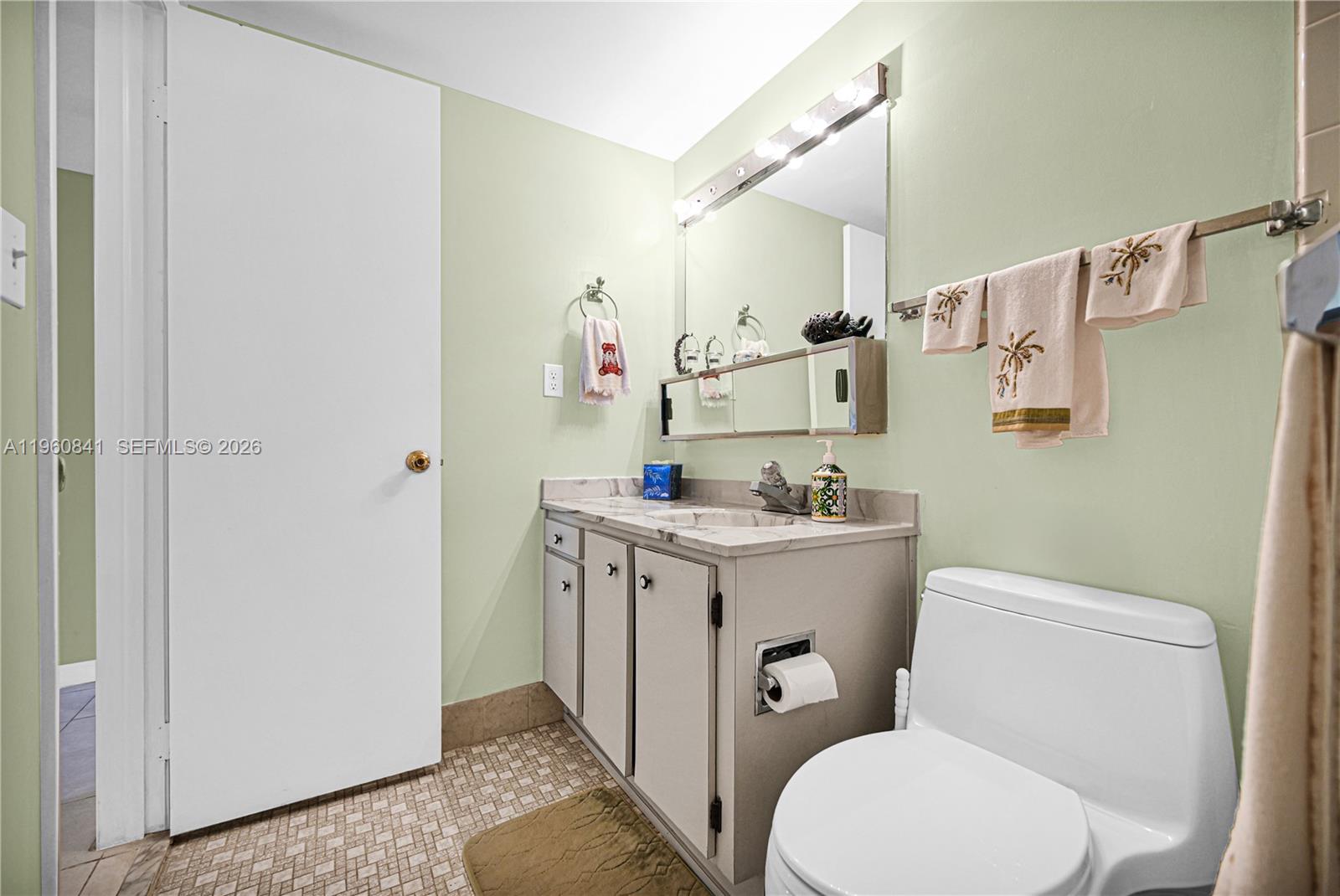 1101 Colony Point Cir # 422