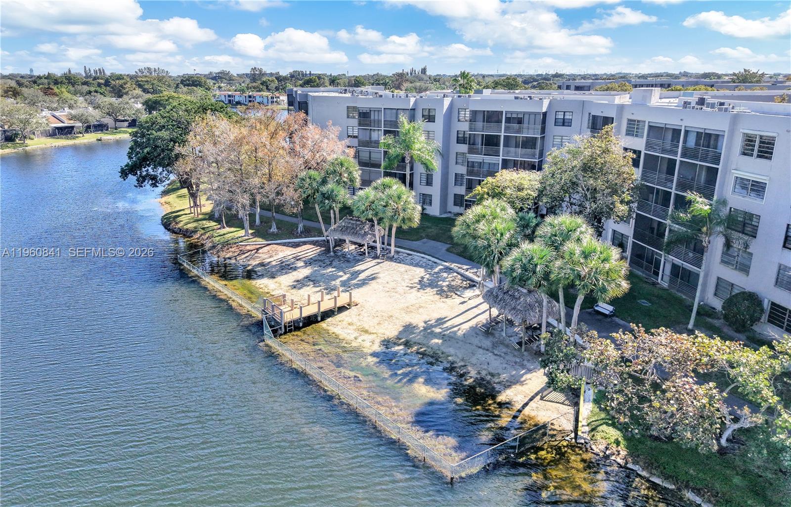 1101 Colony Point Cir # 422