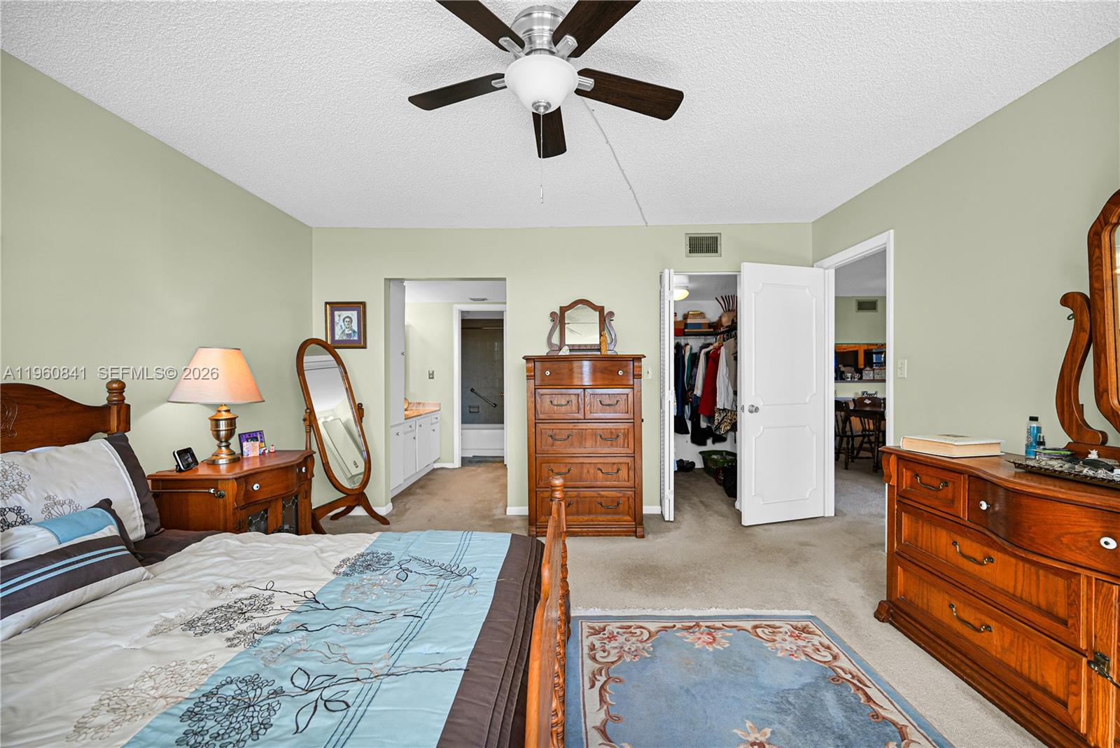 1101 Colony Point Cir # 422