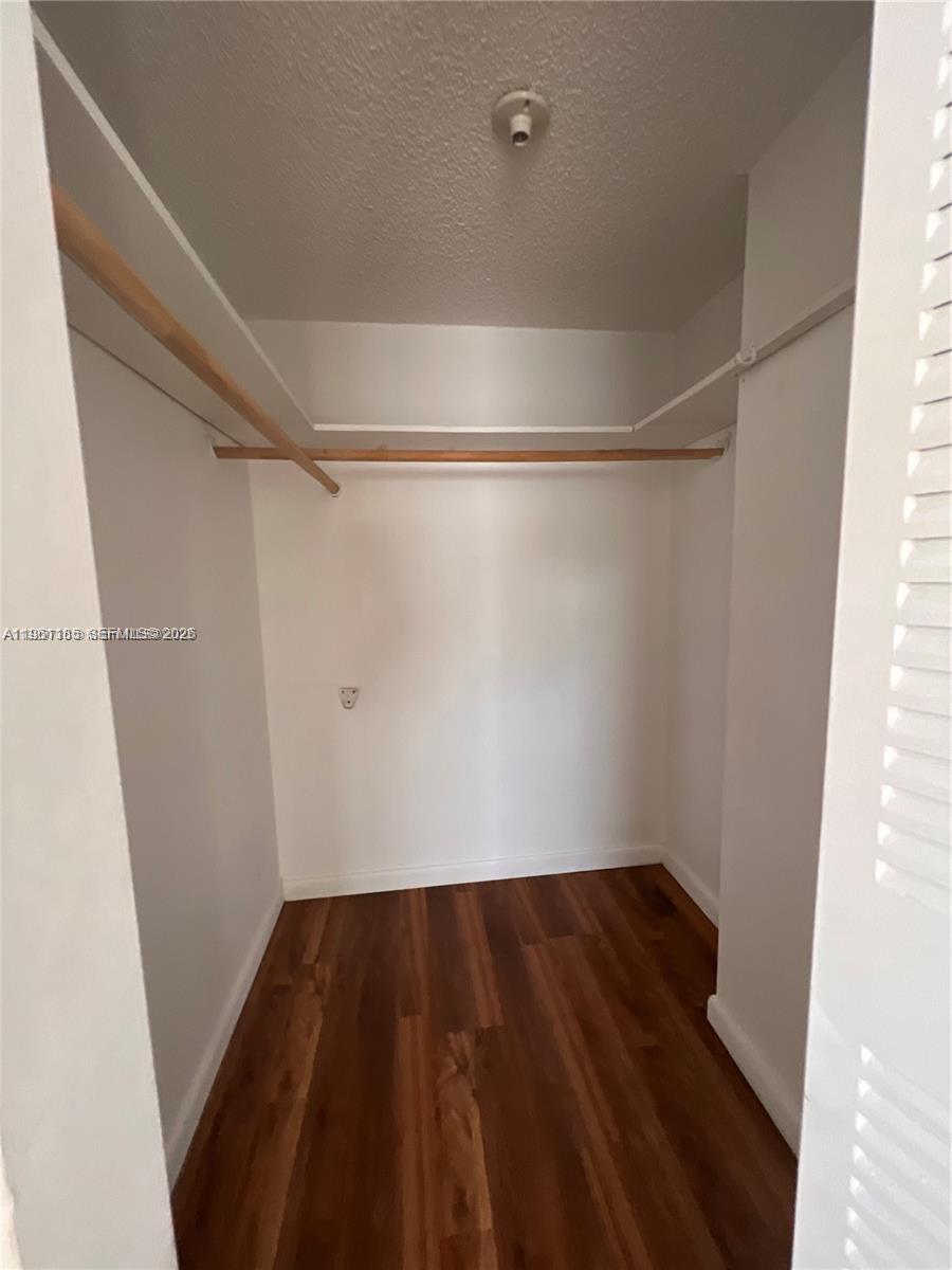 16465 NE 22nd Ave # 618