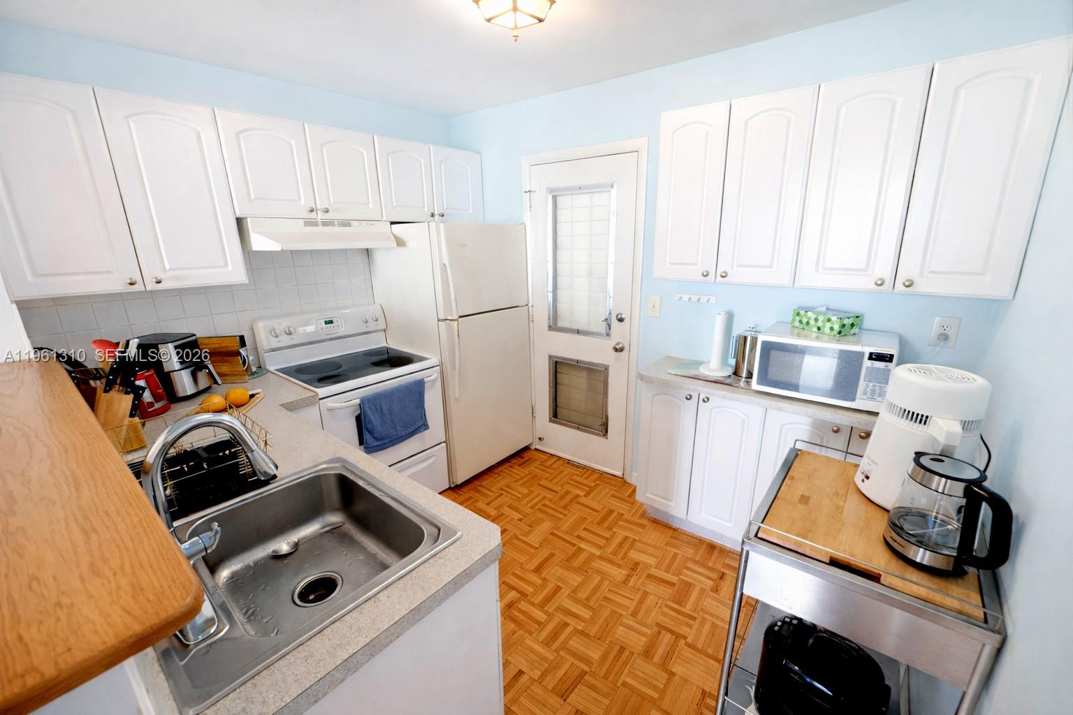 16750 NE 14th Ave # 202