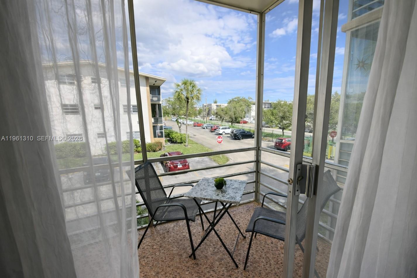 16750 NE 14th Ave # 202