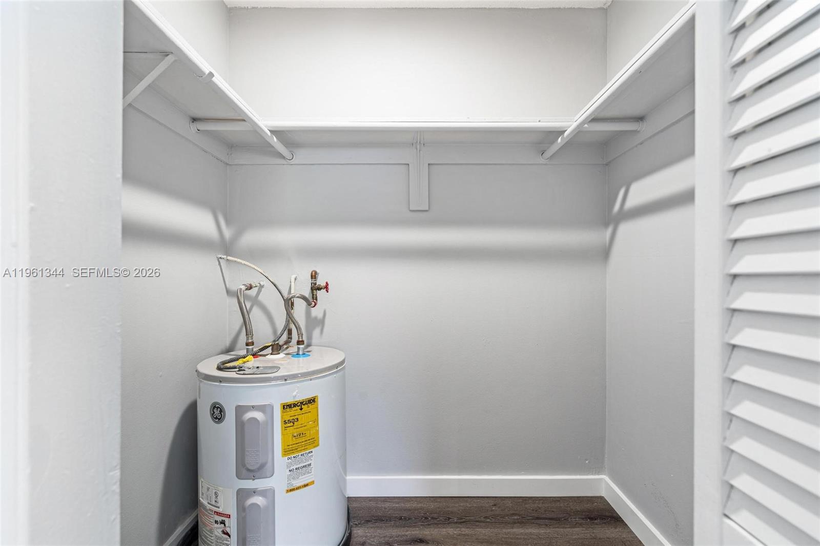 15205 NE 6th Ave # D305