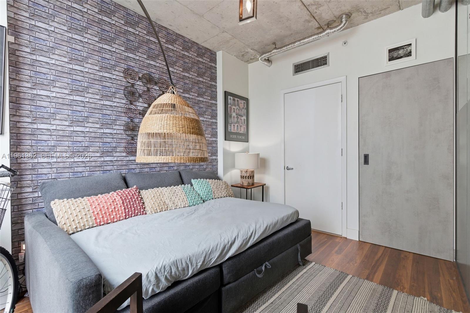 690 SW 1st Ct # 3124