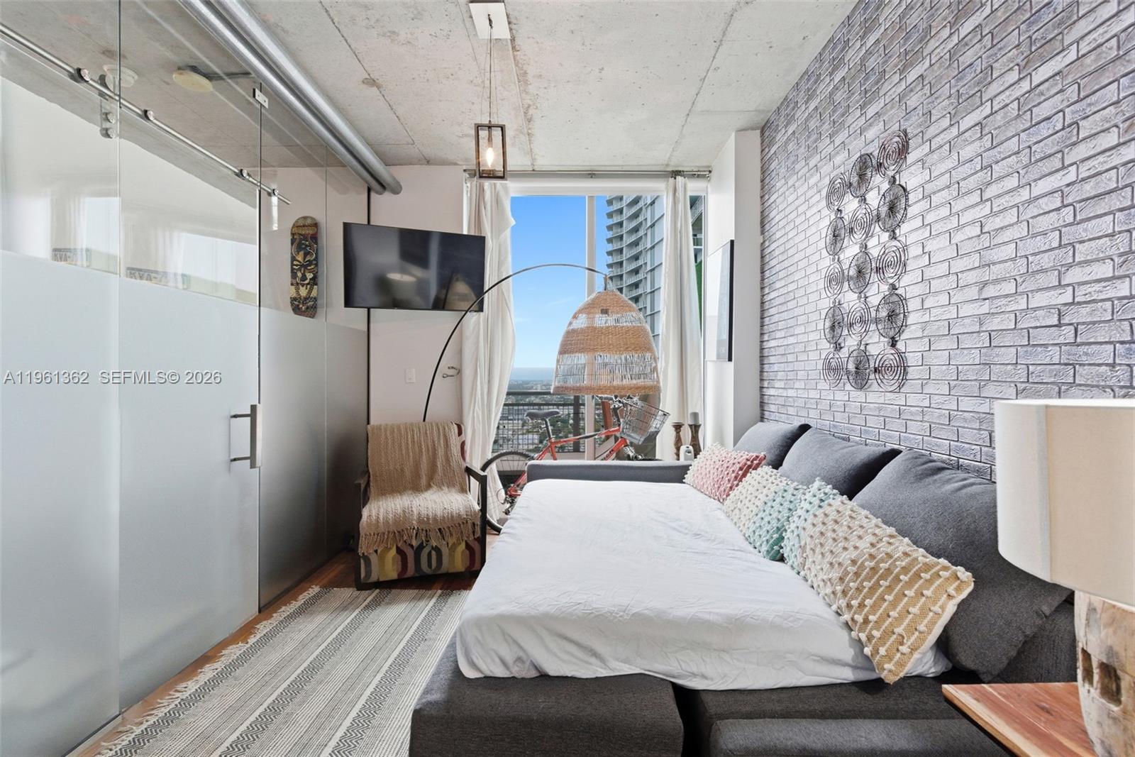 690 SW 1st Ct # 3124