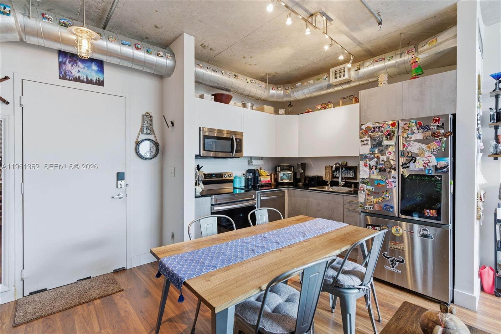 690 SW 1st Ct # 3124