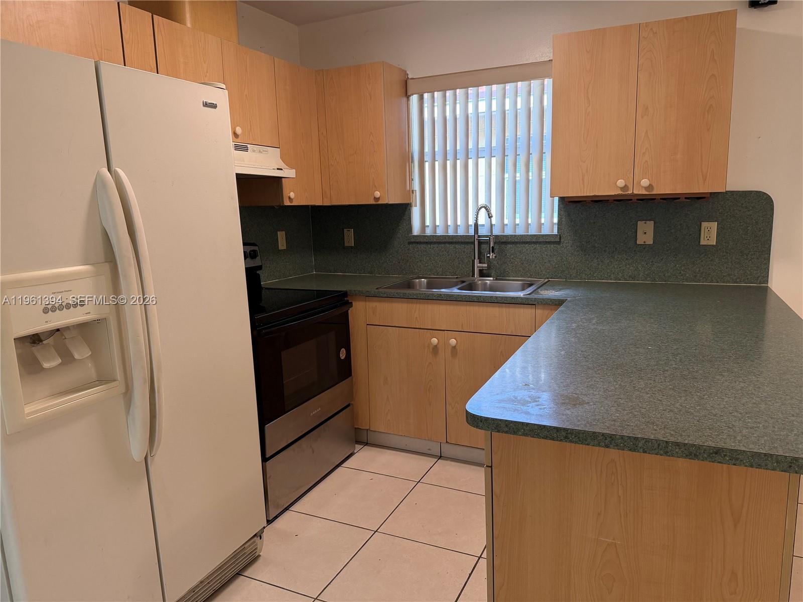 4761 NW Flagler Ter # 4763